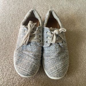 Toms Sneakers Women’s Size 7